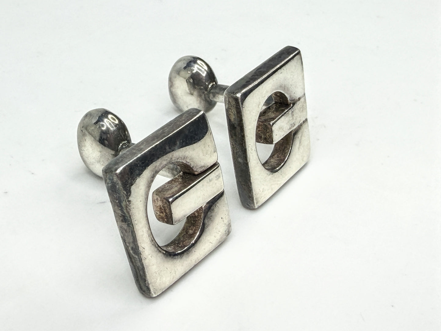 Vintage Gucci GG Logo Sterling Silver Square Cufflinks Italy SS331