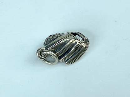 Vintage James Avery Sterling Silver Baseball Glove Mitt Retired Charm JR1033