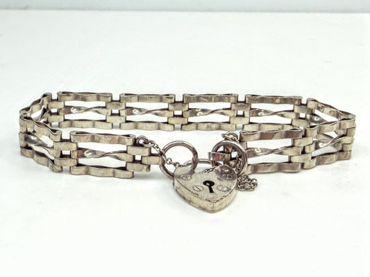 Vintage Sterling Silver Heart Padlock Charm Bracelet 7.5" JR1556