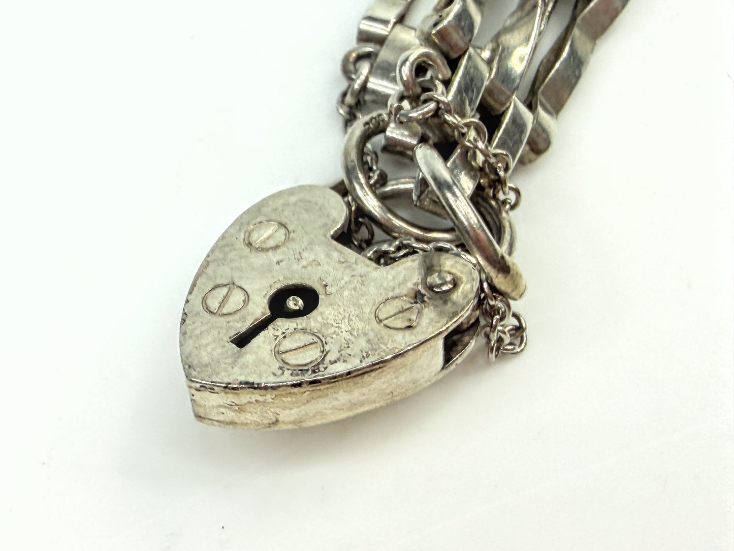 Vintage Sterling Silver Heart Padlock Charm Bracelet 7.5" JR1556