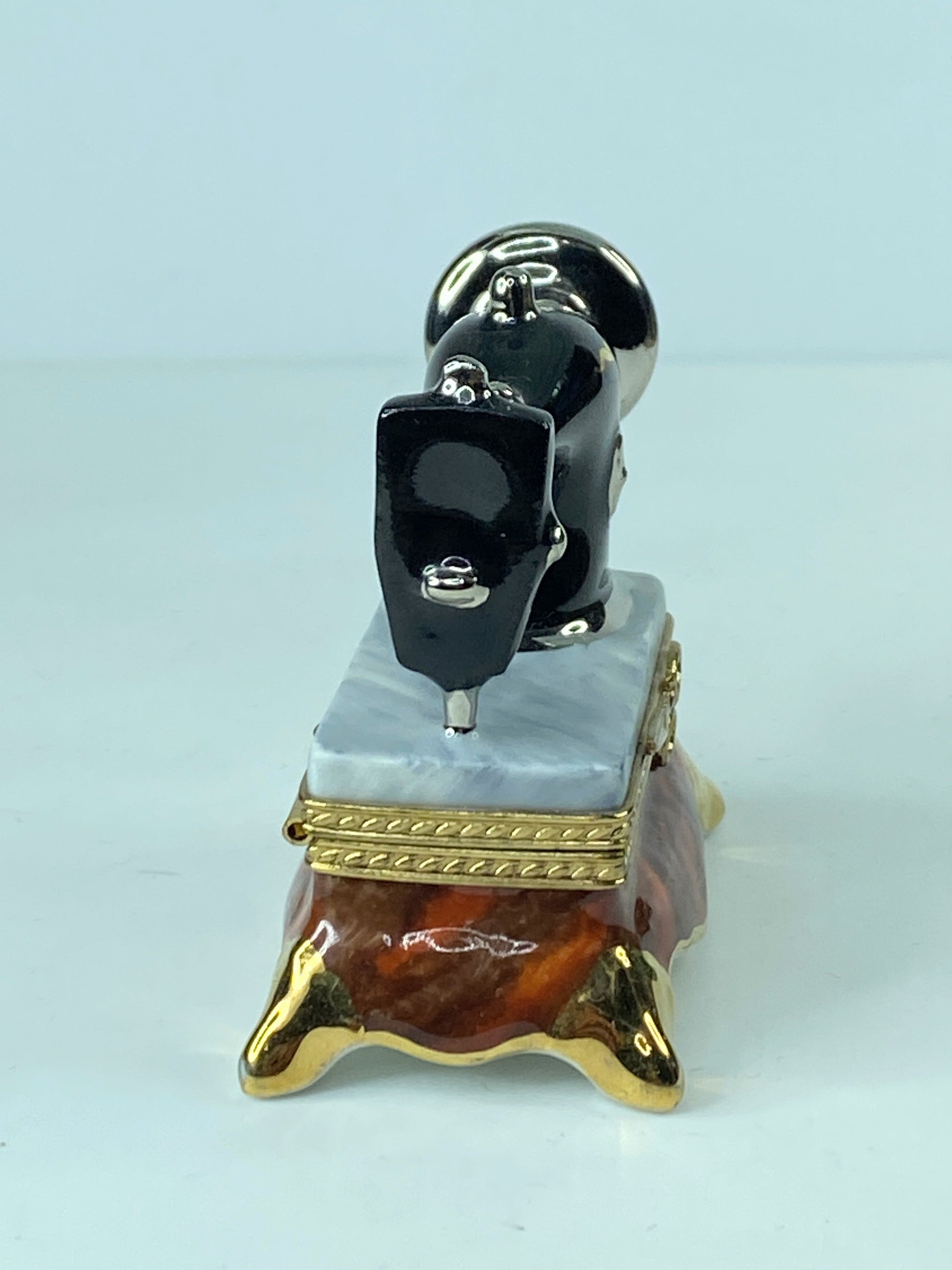 Pierce Argie 705/750 Ltd. Ed Limoges France Black Sewing machine trinket A290