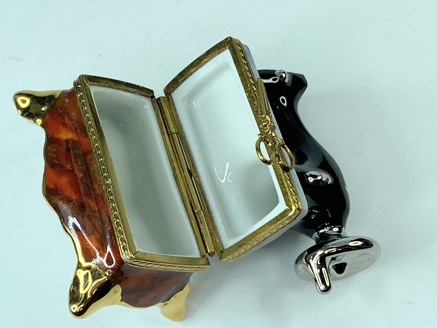Pierce Argie 705/750 Ltd. Ed Limoges France Black Sewing machine trinket A290