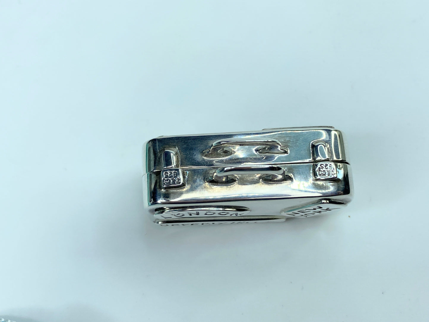 Tiffany & Co Sterling Silver Luggage Suitcase Pill Box polished 35.5g GS155