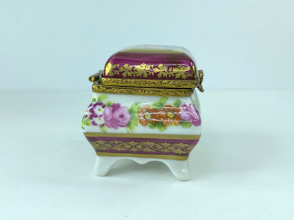 1960s Limoges Porcelain Floral gold Trinket chest hinged box 2 3/8"x1.75" A292