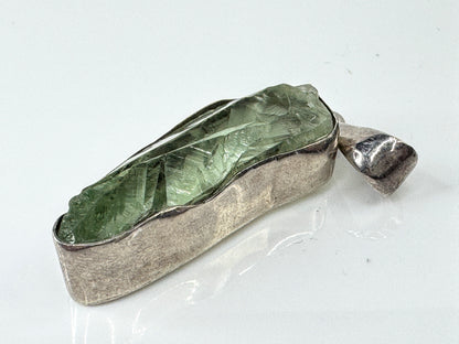Vintage Signed Sterling Silver Raw Organic Green Quartz Crystal Pendant JR1721