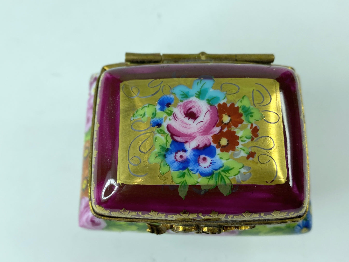 1960s Limoges Porcelain Floral gold Trinket chest hinged box 2 3/8"x1.75" A292