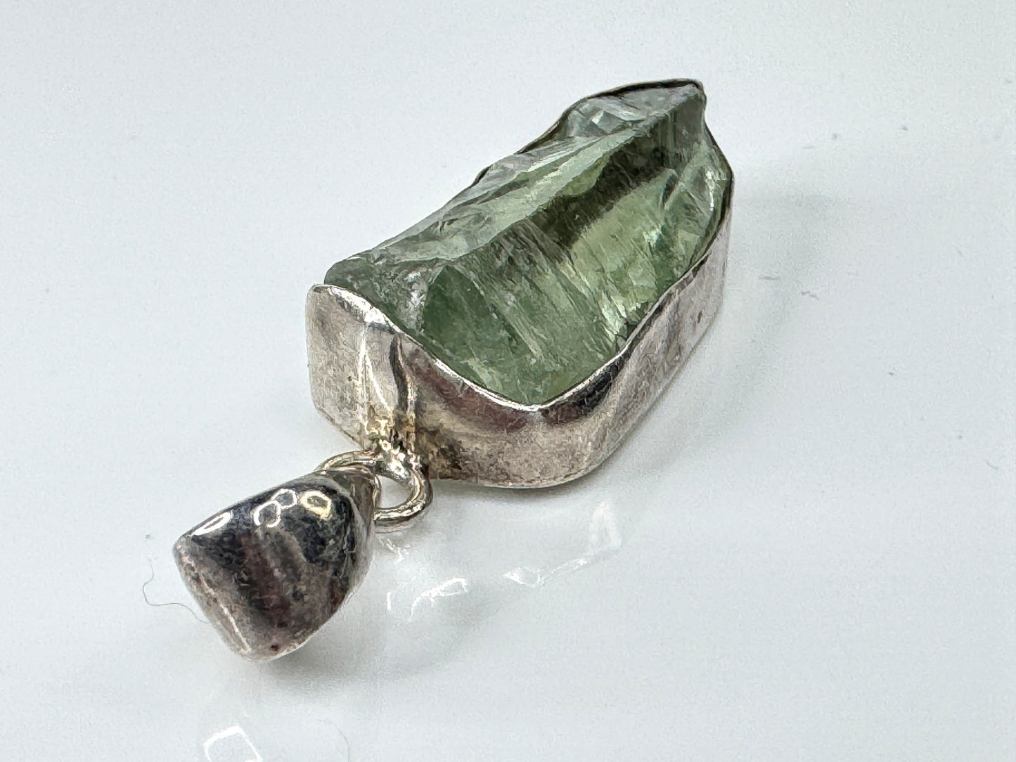 Vintage Signed Sterling Silver Raw Organic Green Quartz Crystal Pendant JR1721