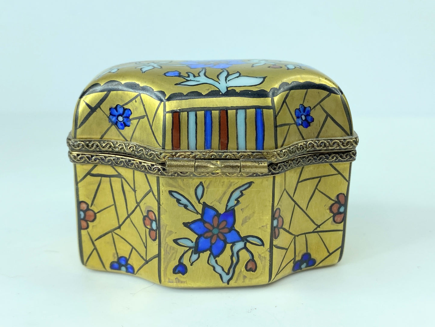 Limoges France Peint Main Casket & 4 Glass Miniature Perfume Scent Bottles A293