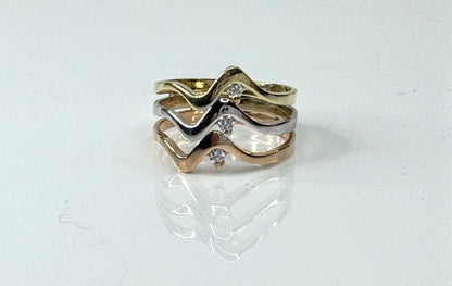 14K Tri-Tone Gold Three Diamond Wave Band Ring Size 8 JR1724