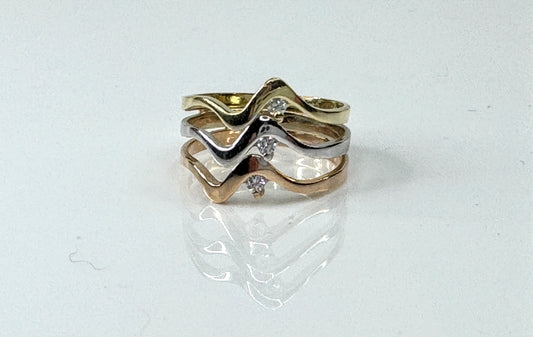 14K Tri-Tone Gold Three Diamond Wave Band Ring Size 8 JR1724