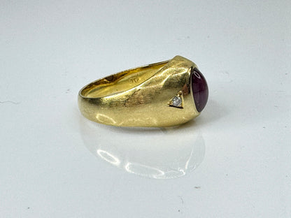 Vintage 14K rich yellow Gold Star Ruby and Diamond Gypsy Ring s9.5 JR1925