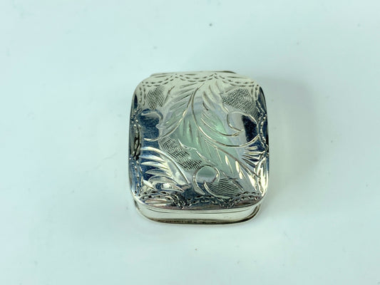 Pillbox Engraved Square Design 1.25" X 1.25" English Sterling Silver 7.9g SS53