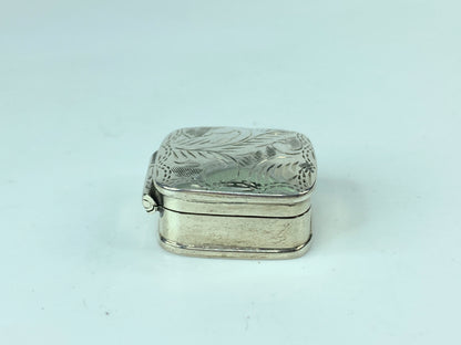 Pillbox Engraved Square Design 1.25" X 1.25" English Sterling Silver 7.9g SS53