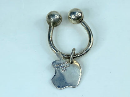 Rare Tiffany & Co sterling silver keyring with bite Apply tag 8.7g SS117