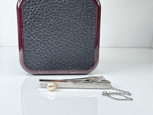 Sterling Silver 7mm Pearl Tie Bar Clip with Chain Faux Leather Case SS440