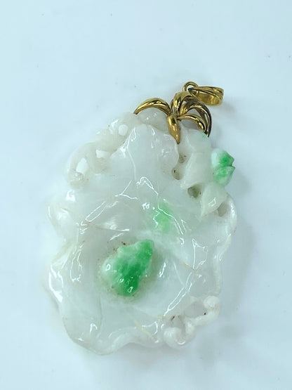 GIA natural Jadeite Jade Frog on a Lily pad