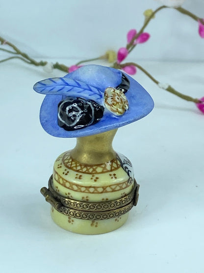 Chenille Limoges Fancy Hat Model French Limoges No. 25 A539