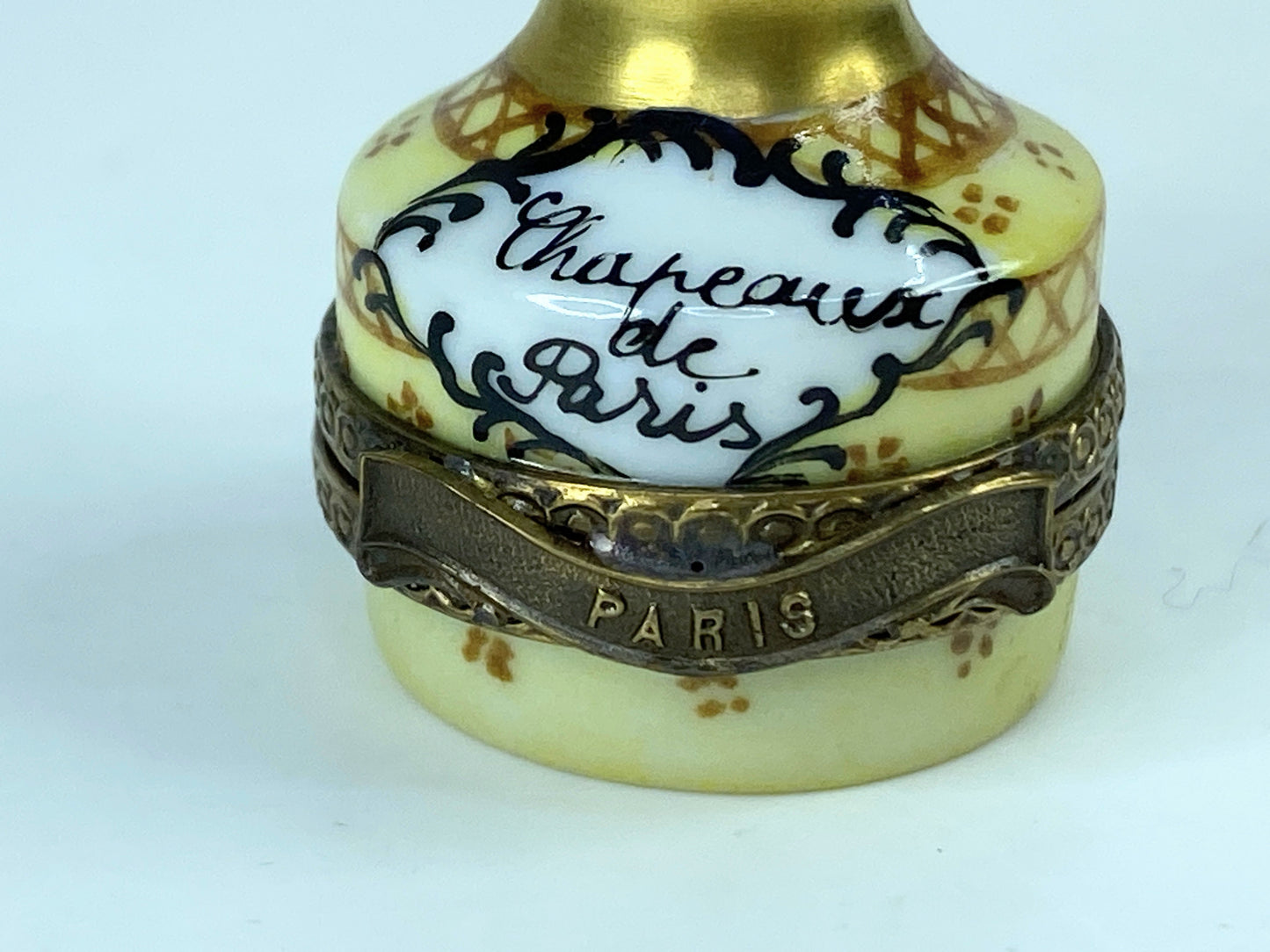 Chenille Limoges Fancy Hat Model French Limoges No. 25 A539