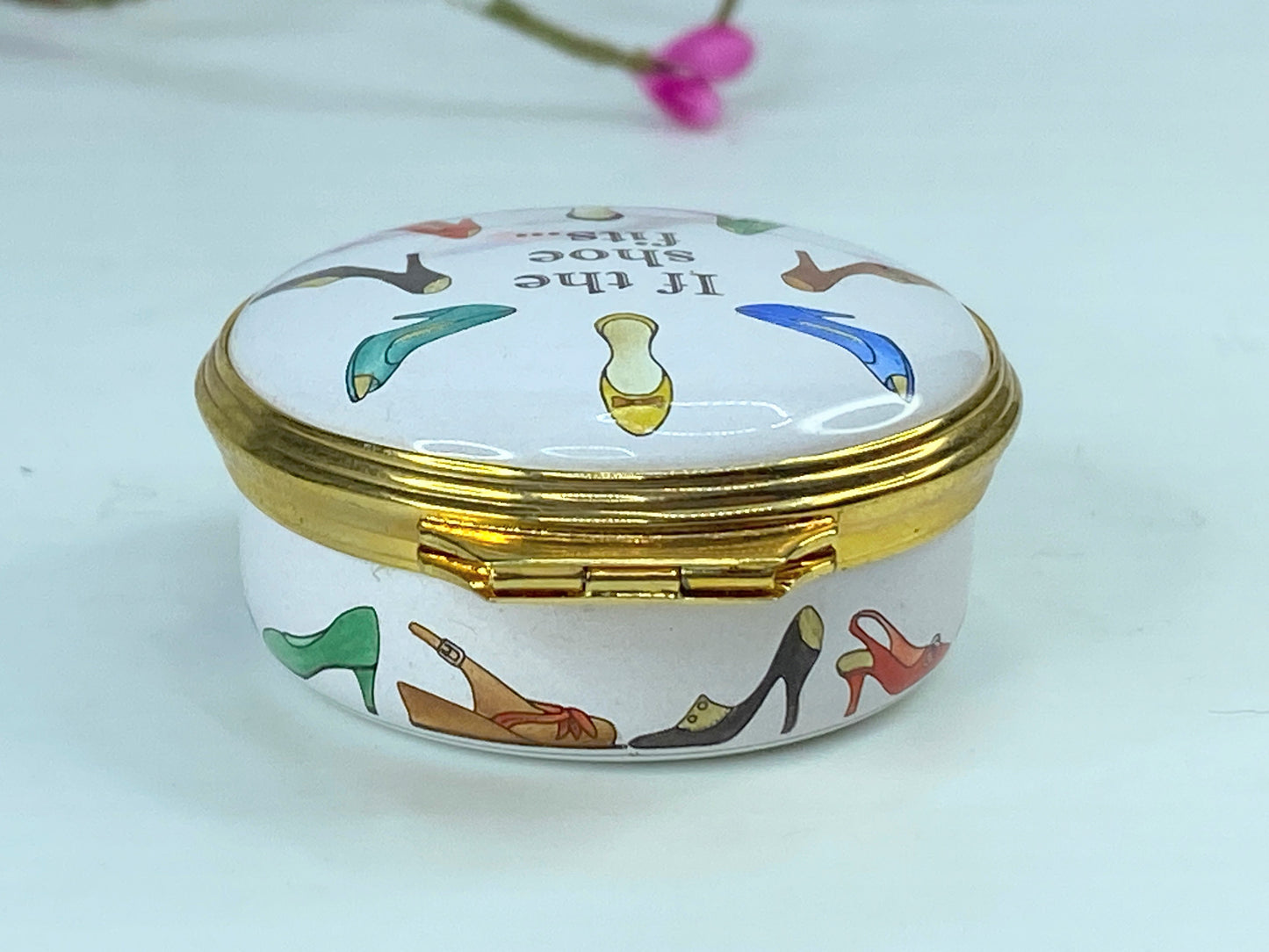 Halcyon Days If The Shoe Fits - Scully & Scully Exclusive Trinket Box A540