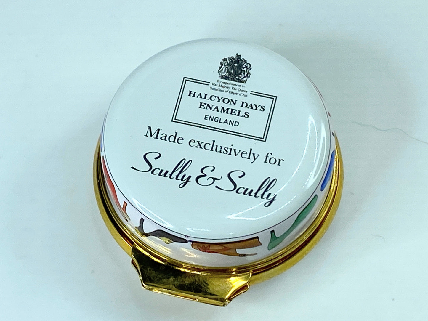 Halcyon Days If The Shoe Fits - Scully & Scully Exclusive Trinket Box A540