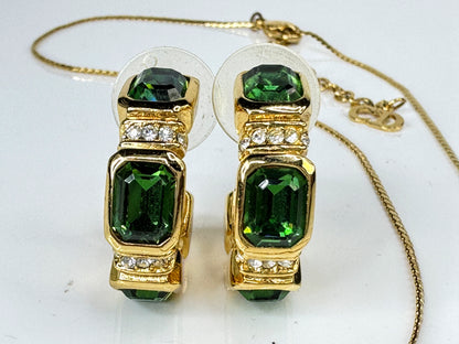 Vintage Christian Dior Gold Tone Green Crystal Necklace Earrings Excellent GS838