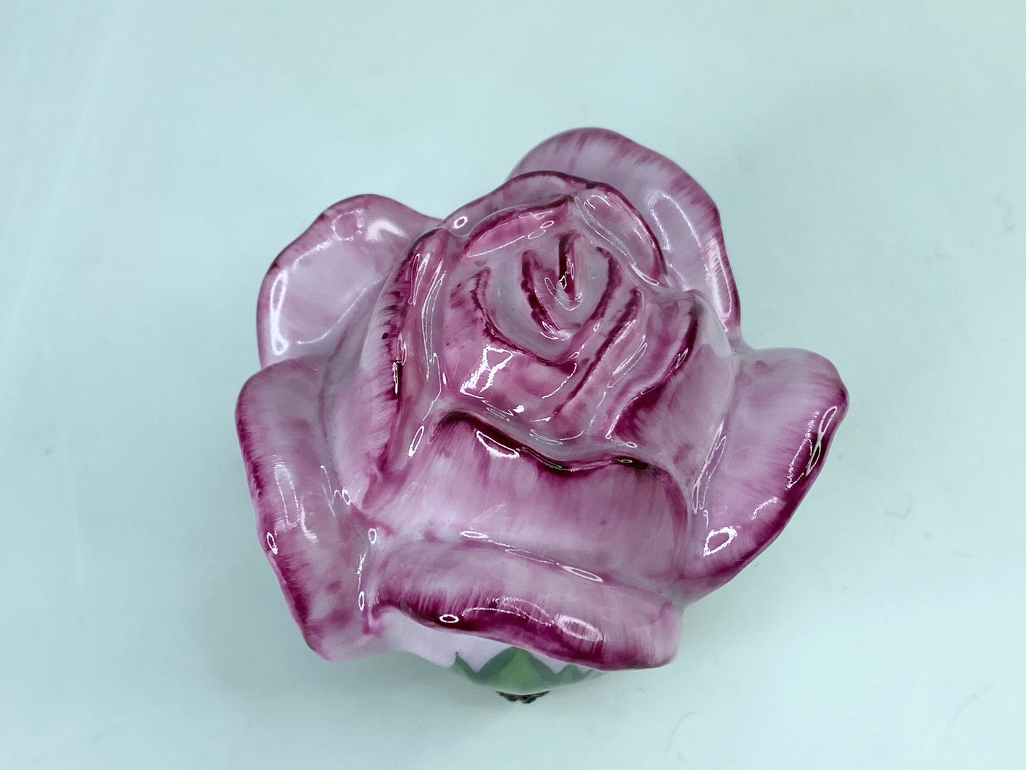 Ornate Signed BRC Limoges Peint Main Open Rose Bud Limoges trinket box A542