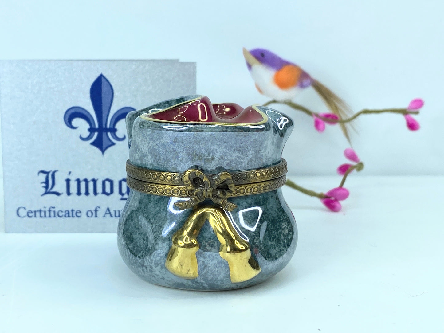 Chanille Limited Edition Limoges France Peint Main trinket Box N° 48 A544