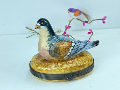 Large Limited Edition Limoges Feather friend Porcelain Pigeon Trinket 3.75" A546