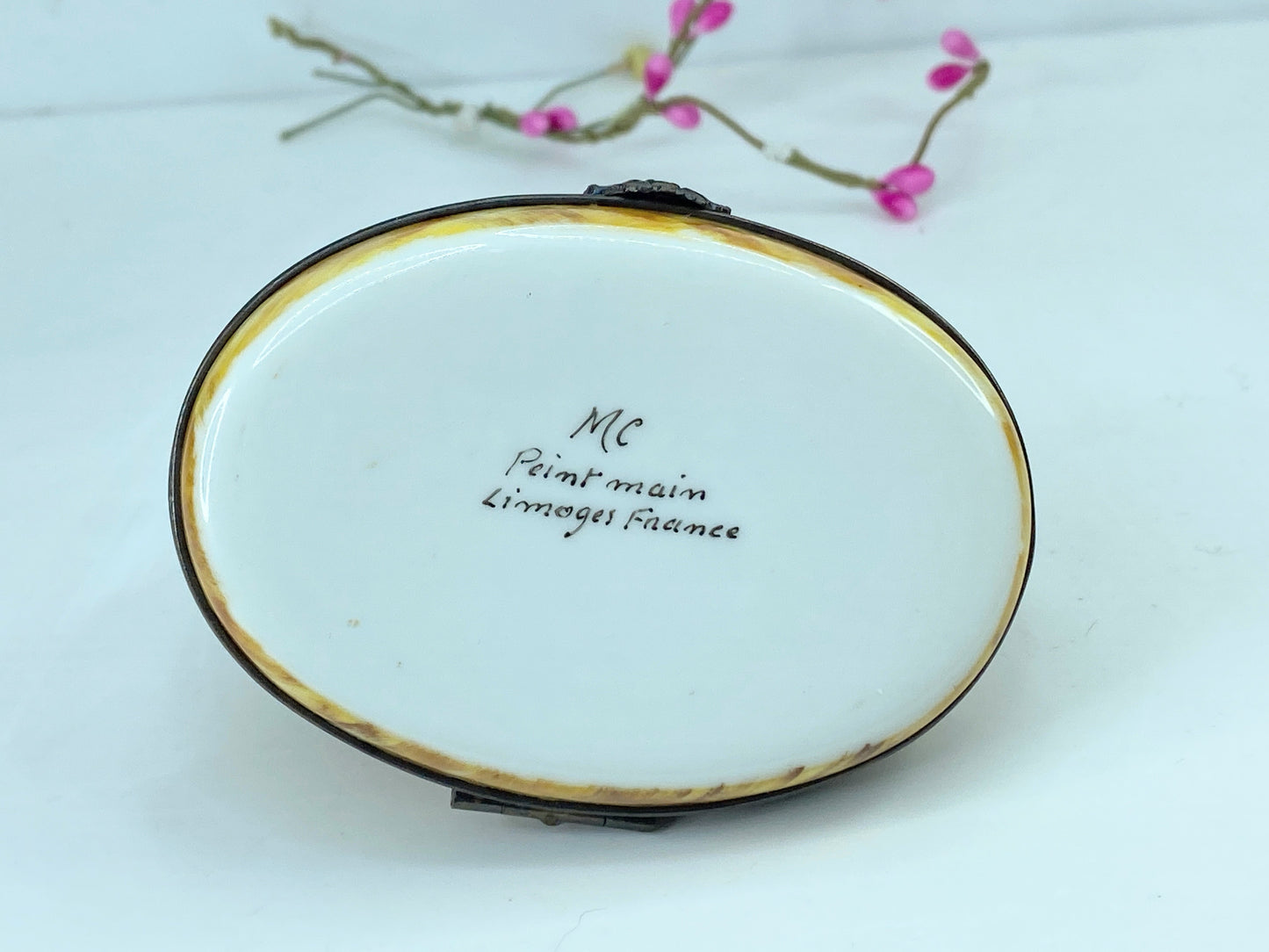 Large Limited Edition Limoges Feather friend Porcelain Pigeon Trinket 3.75" A546