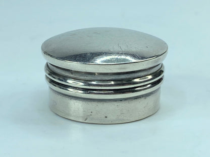 A Charming George V Sterling Silver Pill Box 1 1/8" 8.8g SS56