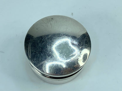 A Charming George V Sterling Silver Pill Box 1 1/8" 8.8g SS56