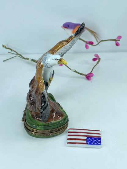 France Limoges Limited Edition God Bless America Flying Eagle trinket A548