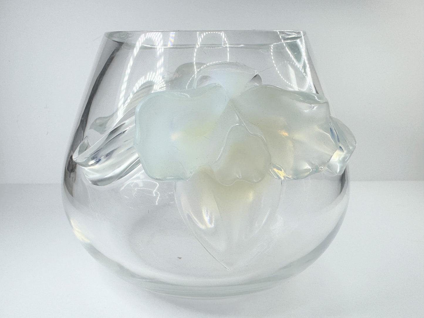 Lalique "Orchidee" Clear Crystal Vase Dimensional Opalescent Orchid Accents A505