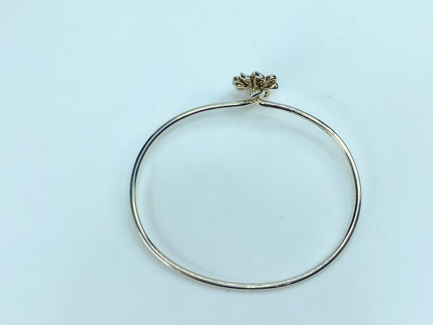 Tiffany & Co. Paloma Picasso Daisy Flower Hook Bangle Bracelet 6.5" 7.2g JR9906