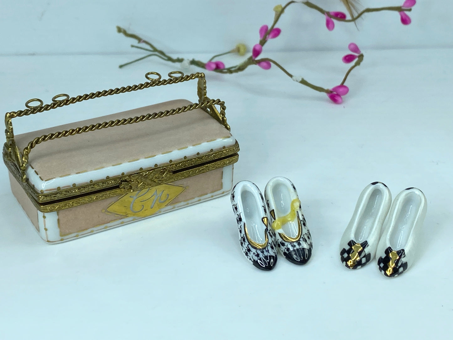 Designer Paris Shoe Case with Two Pairs of Shoes Limoges Box (Retired) A549