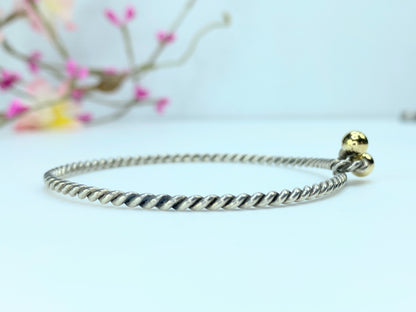 Tiffany & Co. 18ct Yellow Gold Sterling Twisted rope Hook Wire Bracelet JR9834