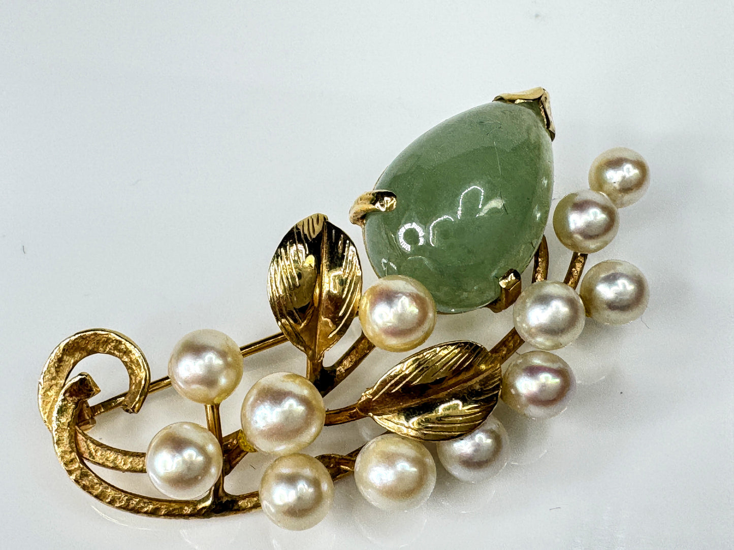 Vintage Mings of Honolulu 14K Gold Water Jade Akoya Pearl Brooch Pin 8.6g JR1751