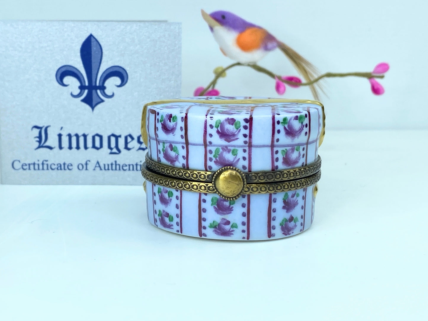 Chanille Limoges France Sevre Roses Hat Box for Collectors with hat A550