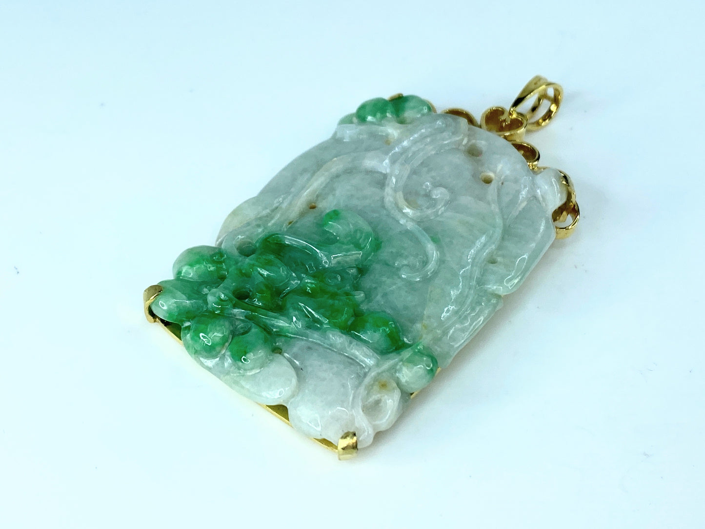 GIA certified Variegated Jadeite Jade carved Squirrel Peach 14K pendant JR9259