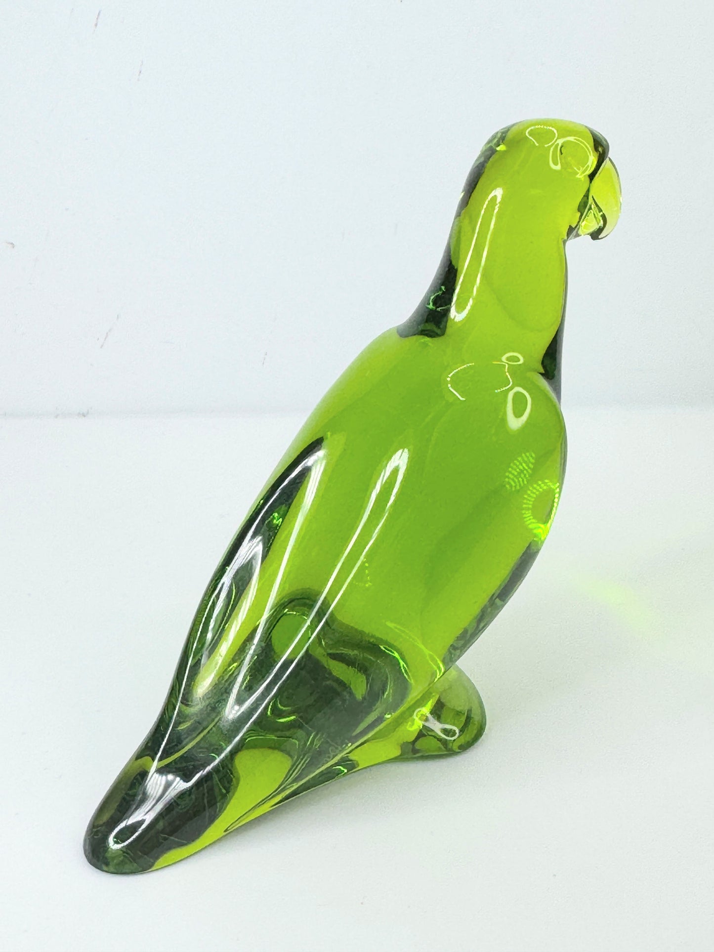 Baccarat Crystal Parrot transparent green hue 4" x 4" mint A507
