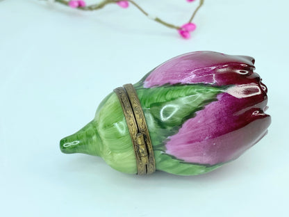 Rochard Limoges France Rosebud with Honey Bee garden collection trinket box A552