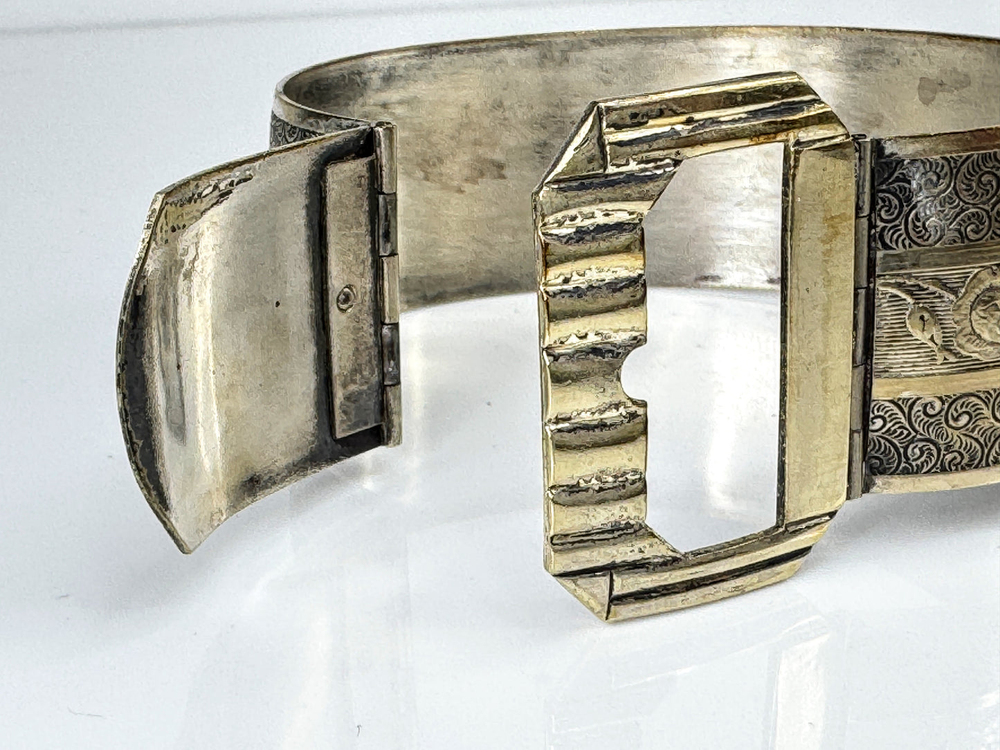 Art Deco Sterling Silver Floral Engraved Buckle Bracelet, 7” 32.6g JR1754