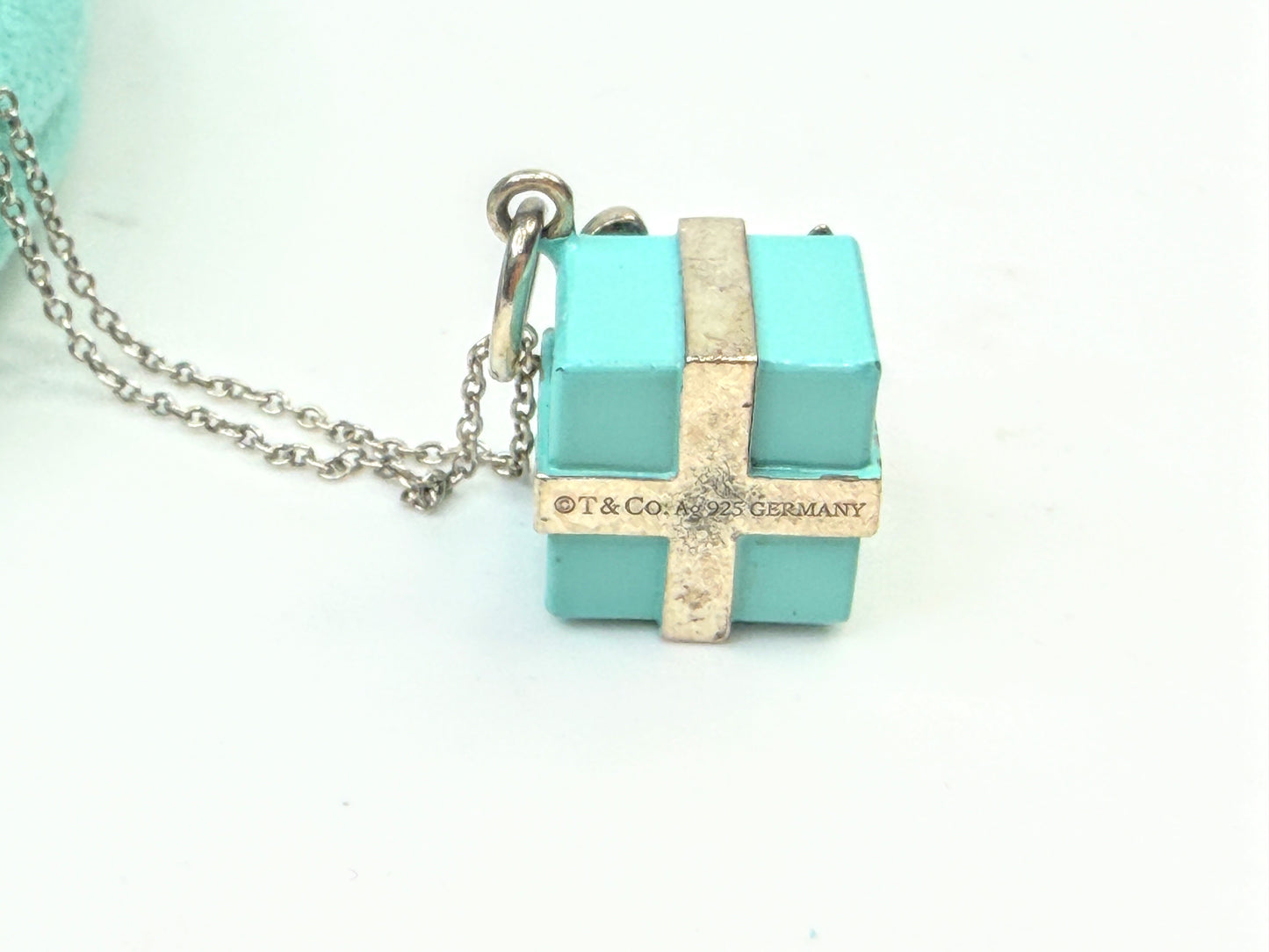 Vintage Tiffany & Co. Sterling Silver Blue Enamel Gift Box Pendant Necklace JR1595