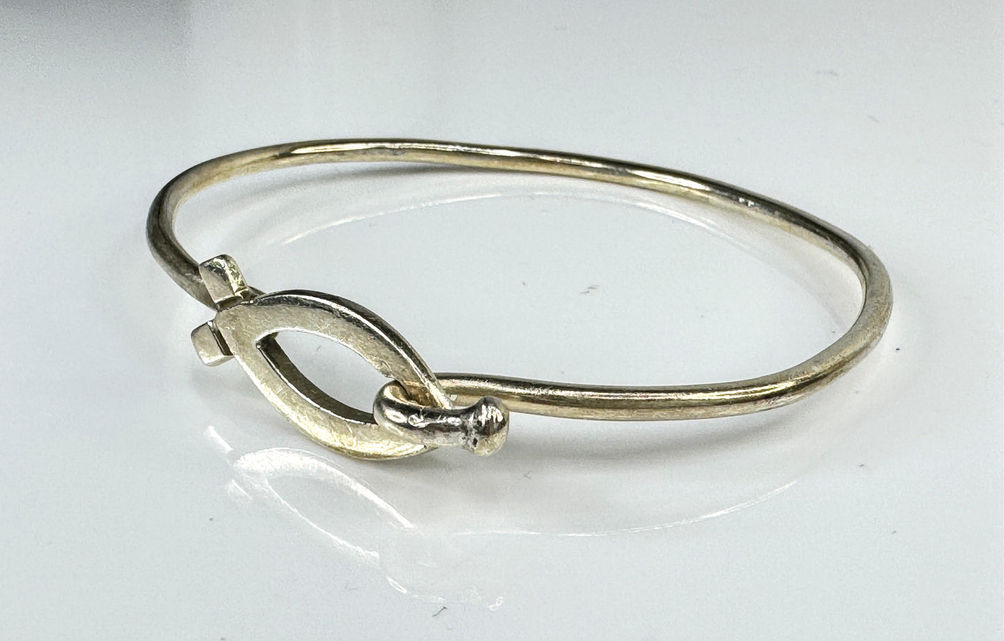 Sterling Silver Christian Fish Hook Bangle Bracelet 11.9g 6 3/4" JR1755