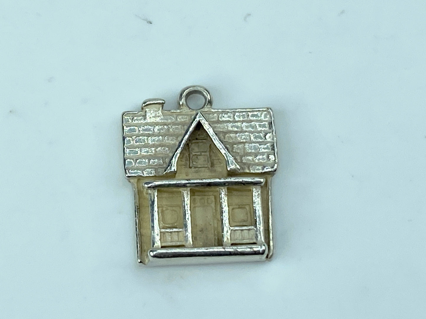 Rare vintage James Avery sterling house charm pendant 2.9g JR562