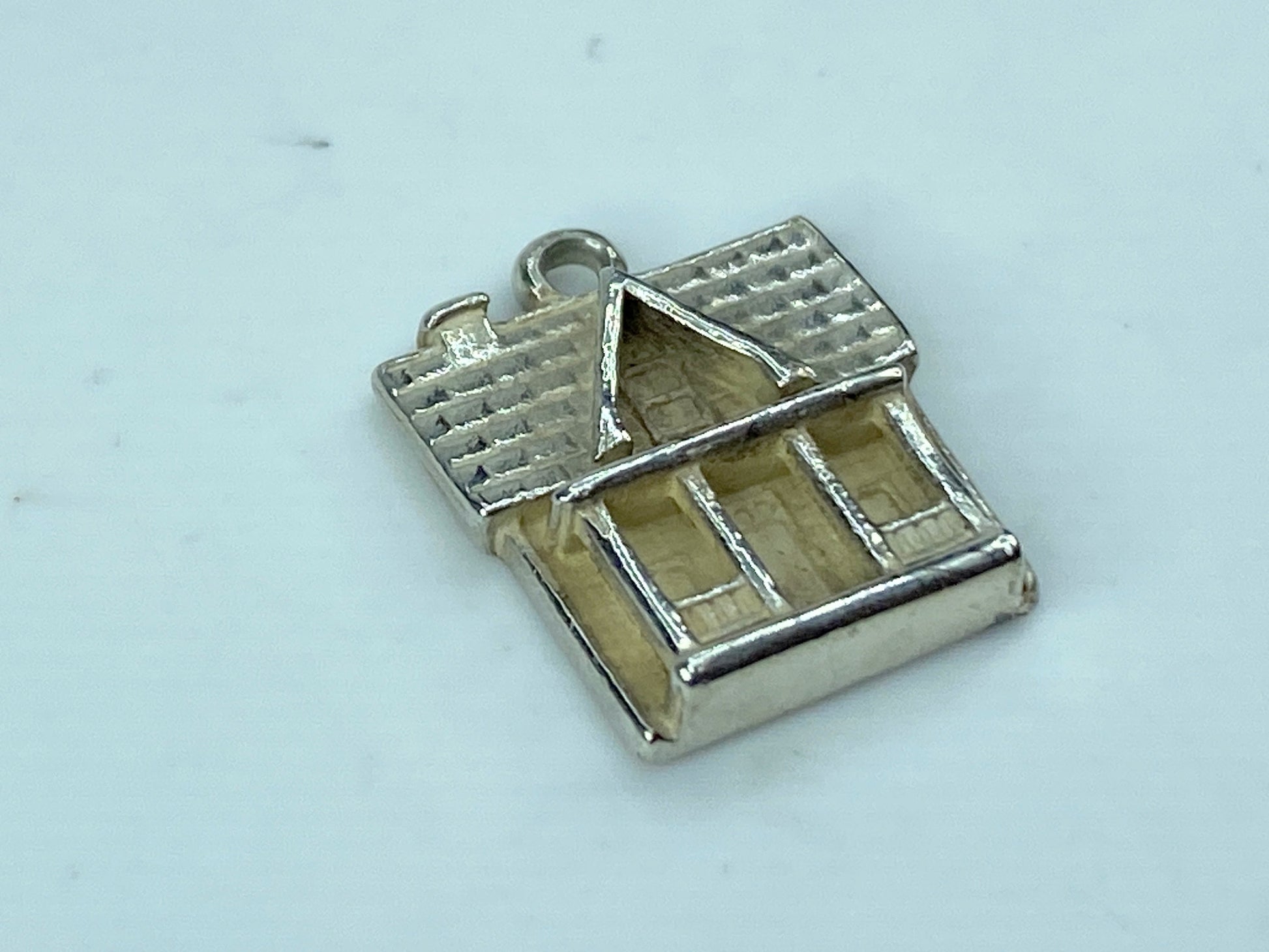 Rare vintage James Avery sterling house charm pendant 2.9g JR562