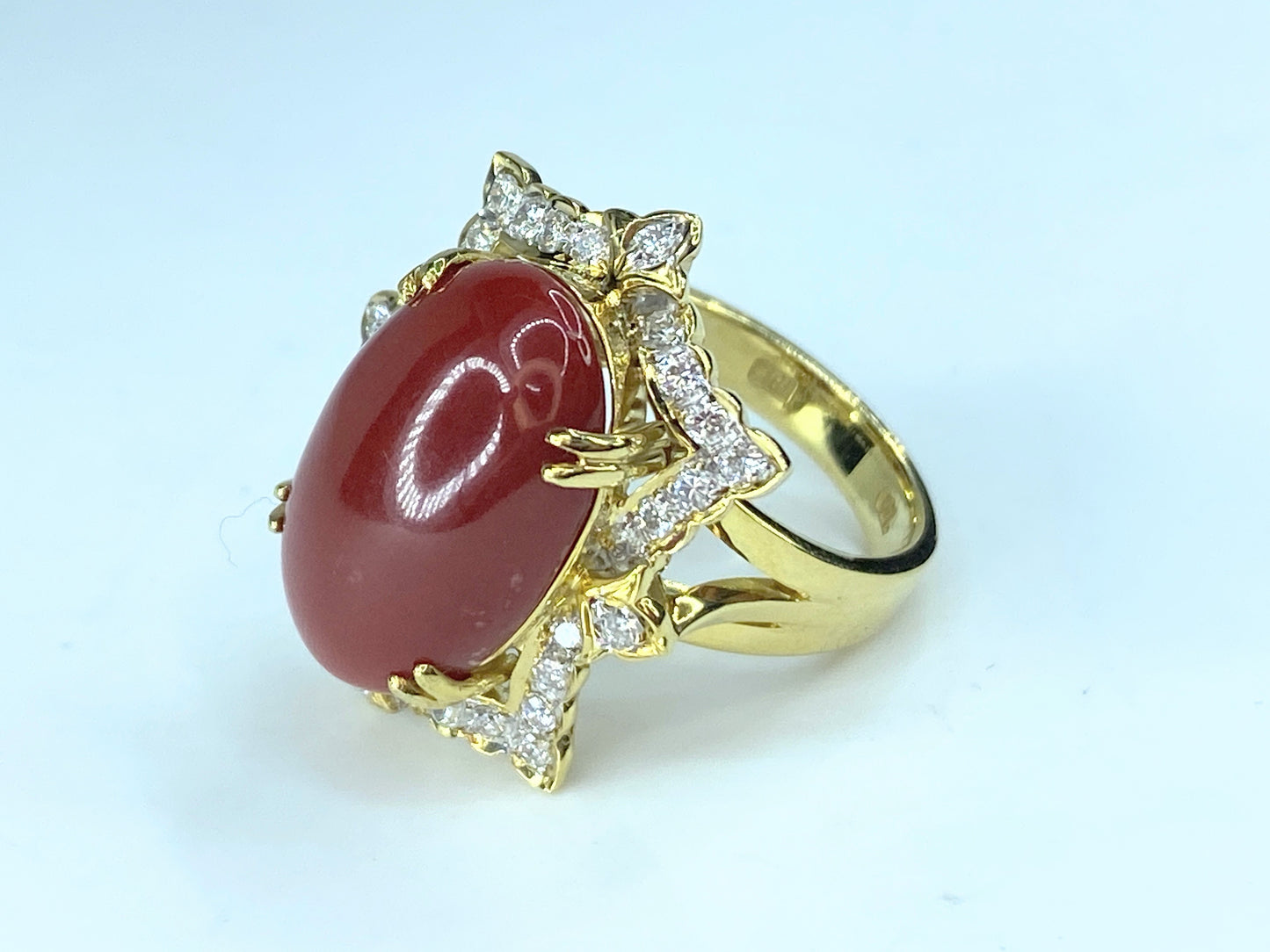 GIA 18K translucent Red natural Coral 0.6ct Diamond ring JR9262