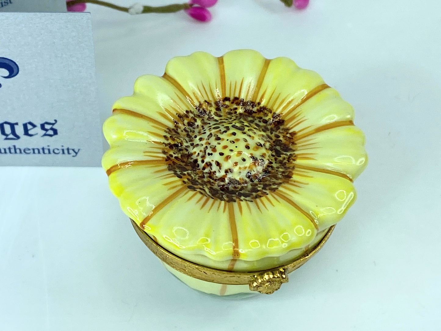 Limited Edition Artoria Limoges Garden Collectible Sunflower trinket A558