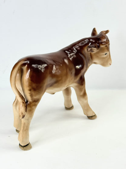 c1964 Goebel Hummel Nativity figurine Ox in wood pulp, 5.0" x 3.25" x 2.0" A514