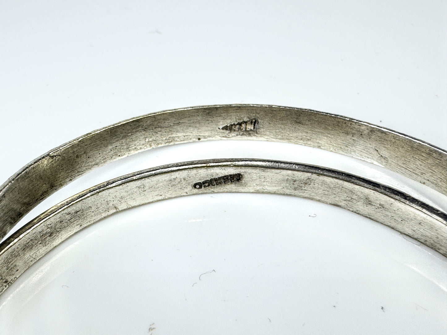 Vintage Sterling Silver Floral Embossed Stacking Bangle Bracelet 8" 28.5g JR1762